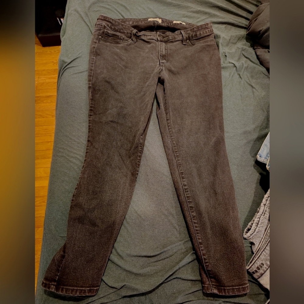 Black skinny jeans